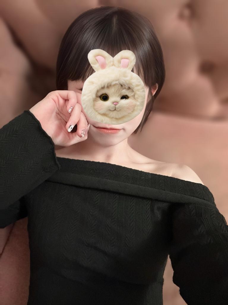 白川ひな
