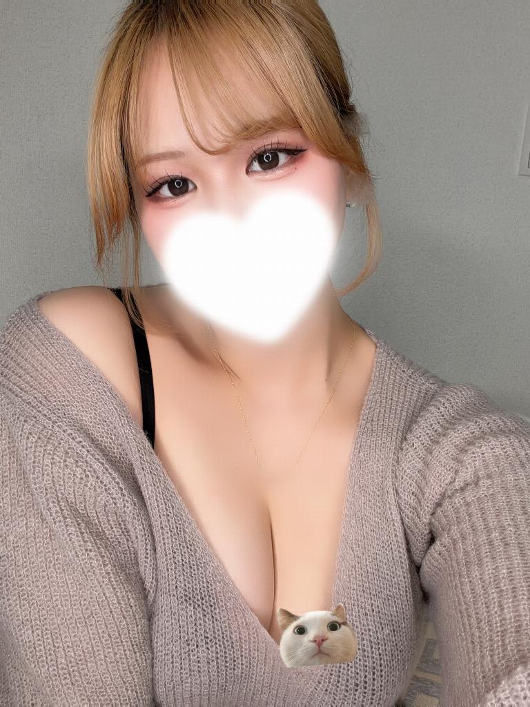 美月ひより