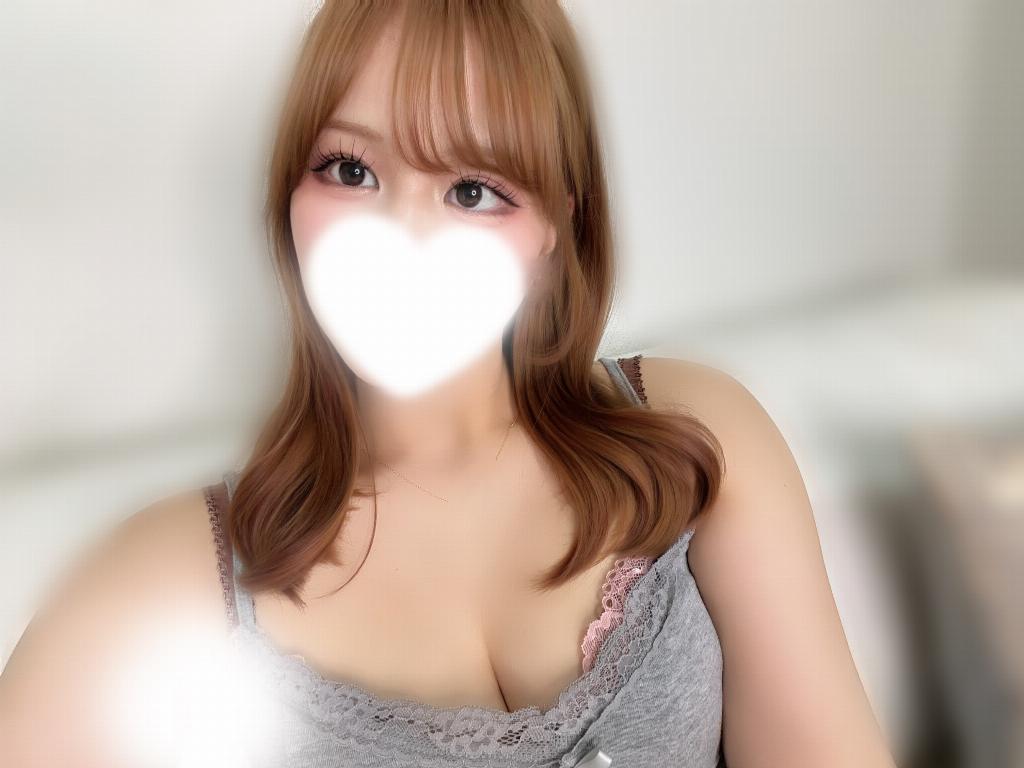 美月ひより
