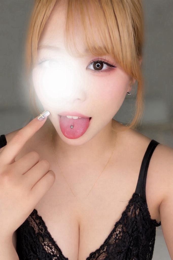 美月ひより