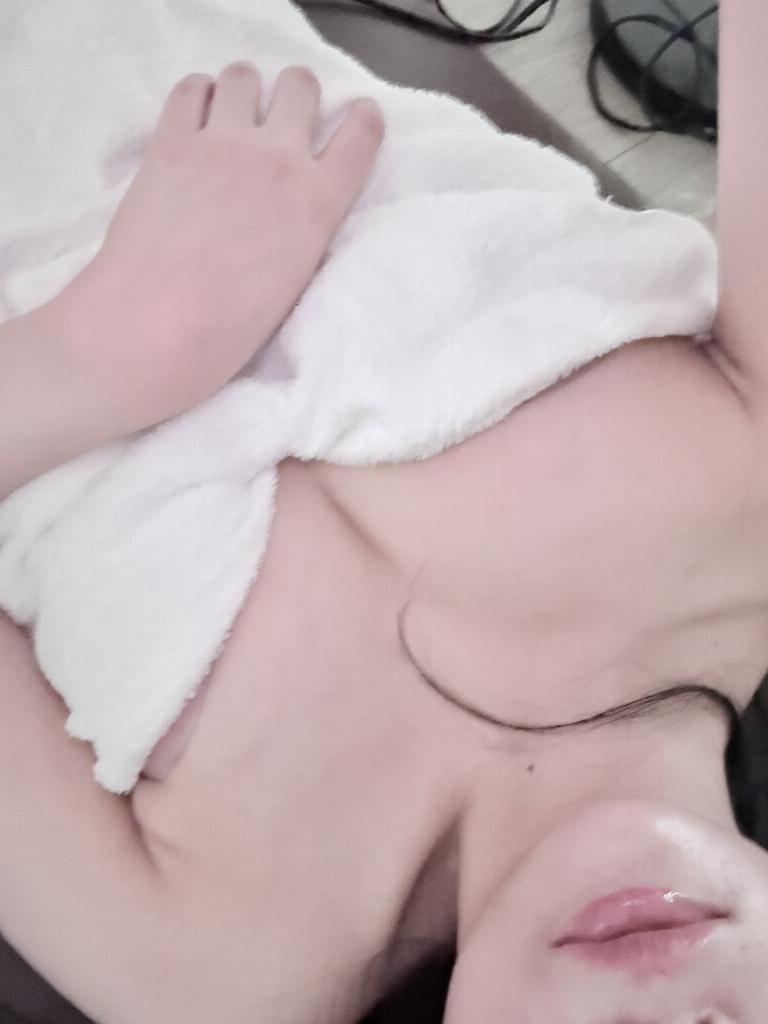 月乃みいな
