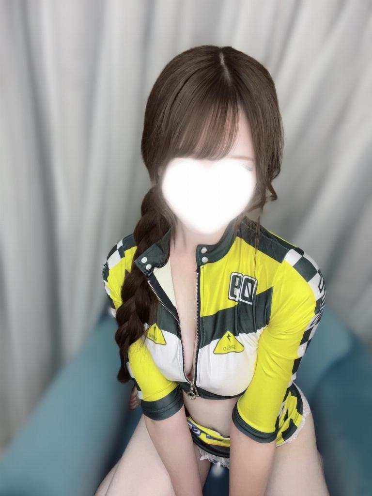 小鳥遊こはく