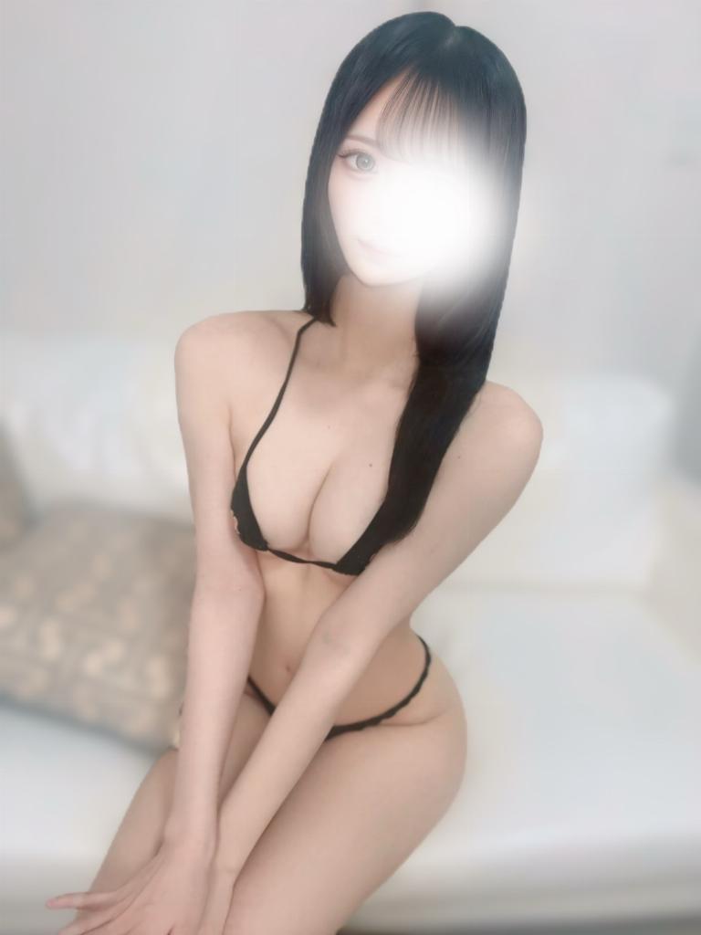 春川ひなの