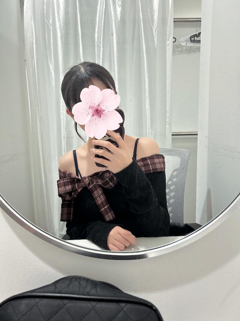 小嶋ゆの