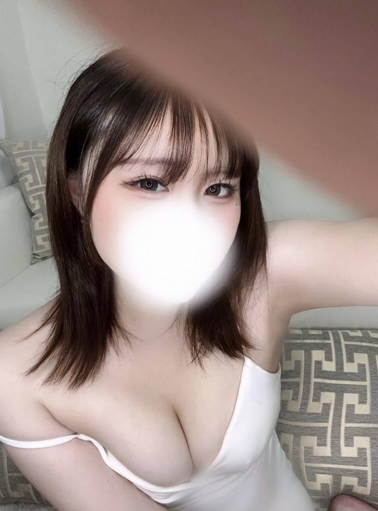 桃瀬えま