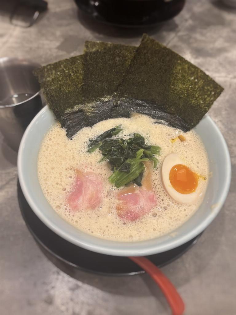 桃瀬えま