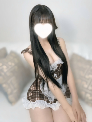 小鳥遊こはく